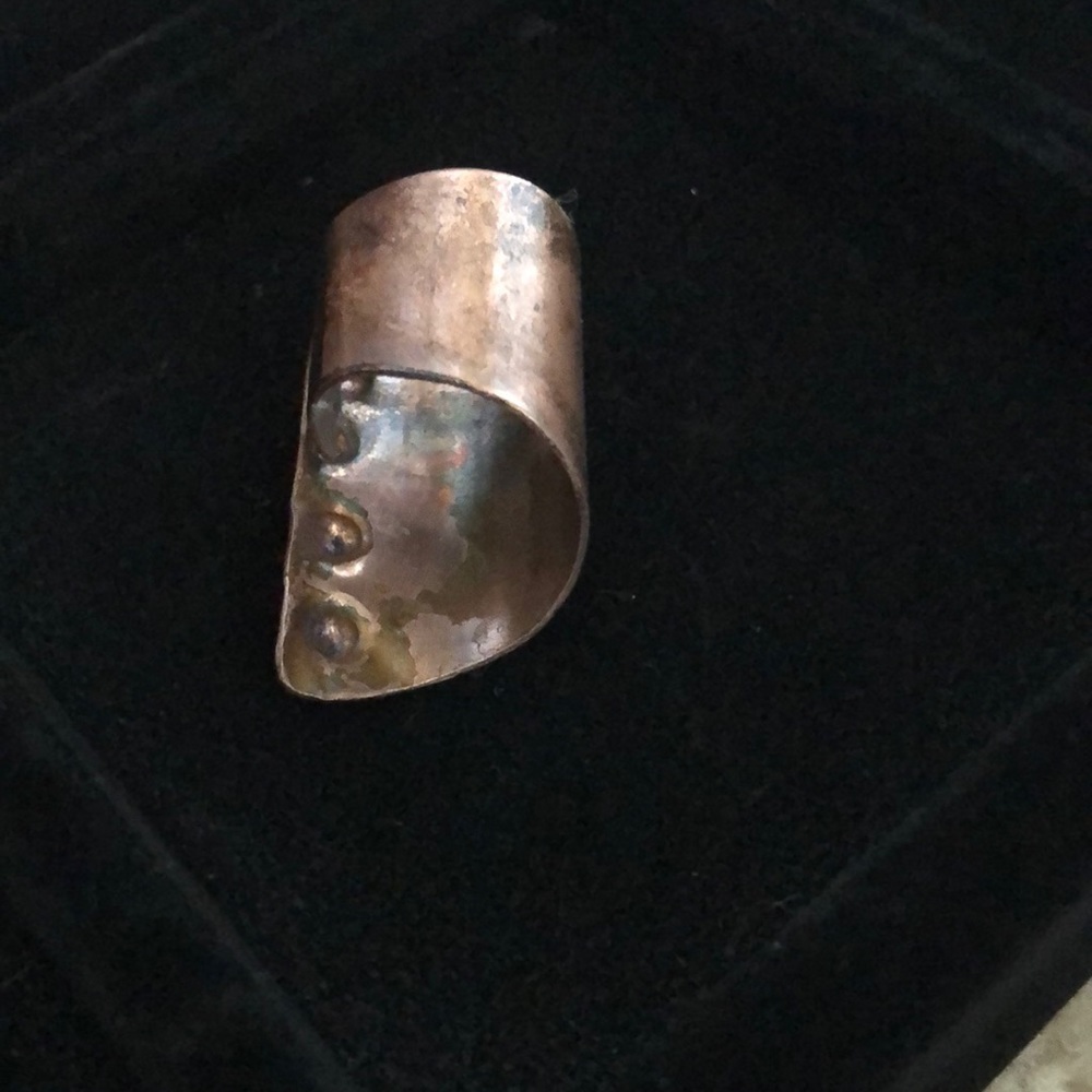 Unique Tarnished Copper Ring - image 5